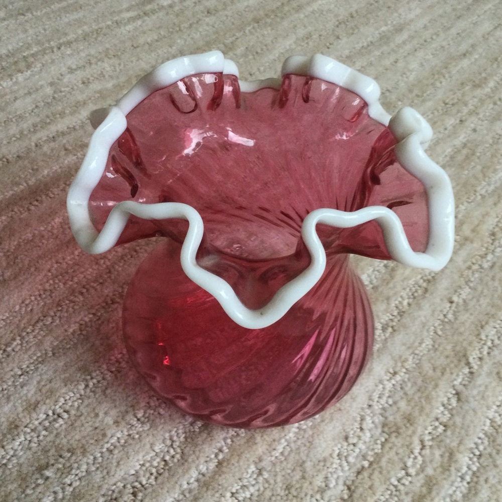 Fenton Cranberry | Ruby Snow Crest Swirl Ruffled Edge Vase (4.5”)